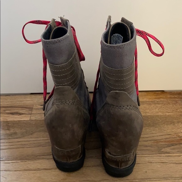 Sorel Lexie Wedge Boots - Picture 2 of 6